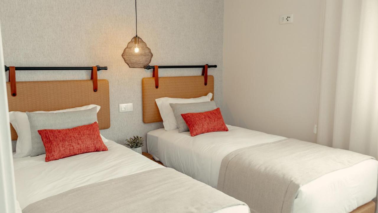 Shellter Apartments By The Sea Vieira de Leiria Ngoại thất bức ảnh