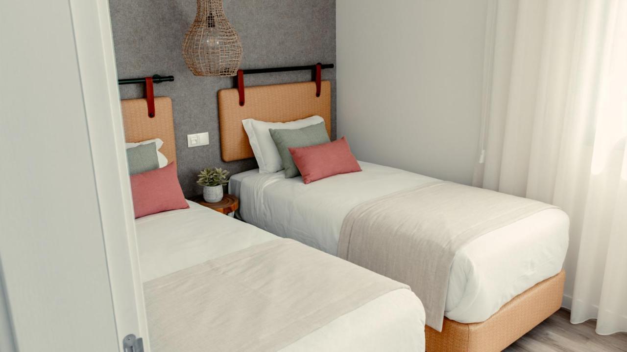 Shellter Apartments By The Sea Vieira de Leiria Ngoại thất bức ảnh